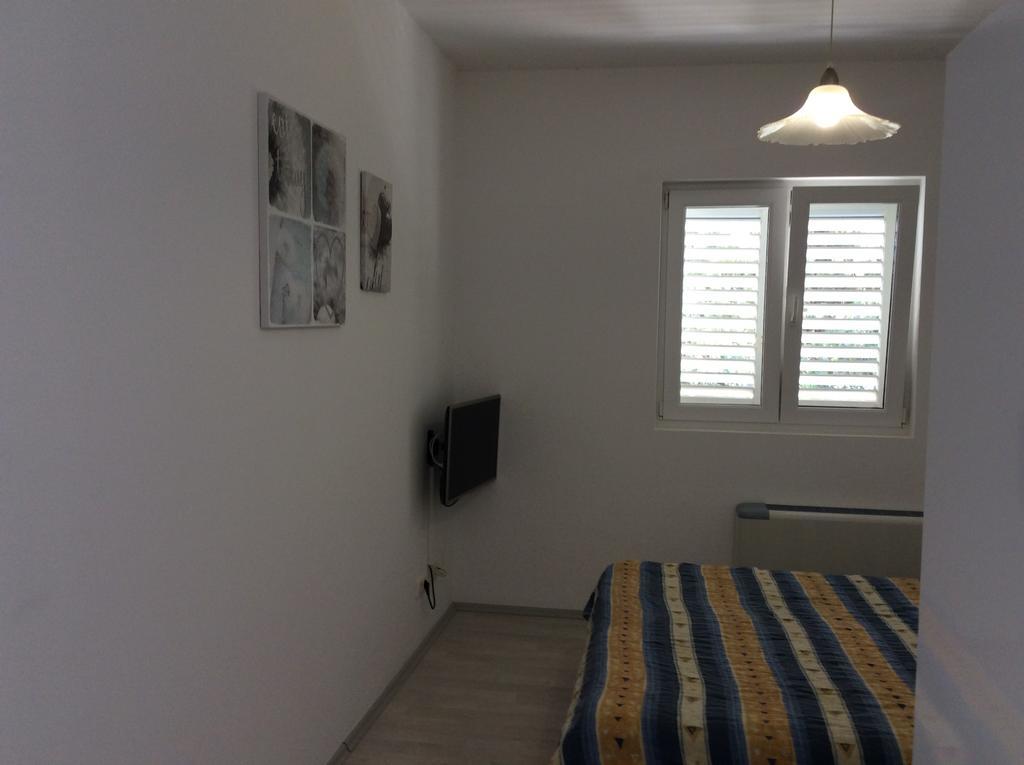 Apartments Maja Хвар Экстерьер фото